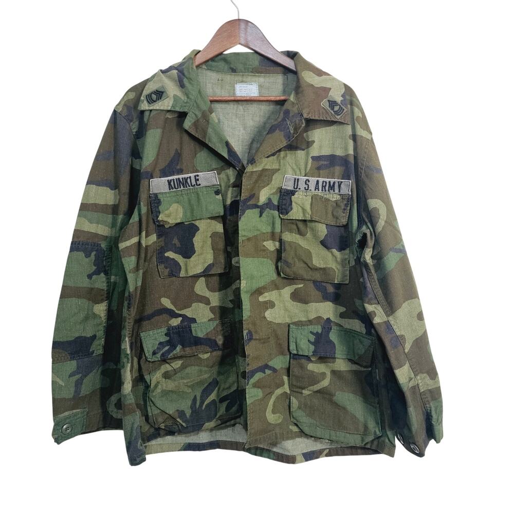 U.S. Army Combat Coat Men's Size L Woodland Camouflage Battle Dress Uniform